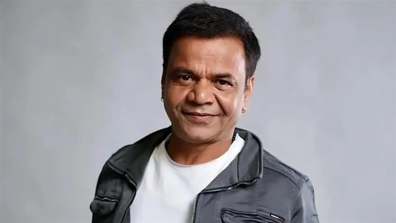 मुश्किल वक्त में साथ खड़े मासूमों पर राजपाल यादव का प्यार: 'गुल्लक' भेजने वाले बच्चों से करेंगे मुलाकात, बोले- 'सब मेरे अपने बच्चे हैं'