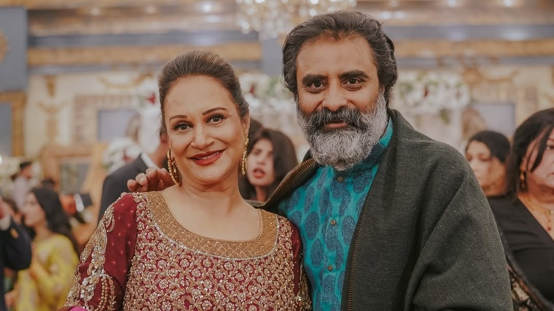 'बड़ी उम्र की औरतें..', 66 साल की हीरोइन से की शादी, ट्रोल हुआ एक्टर