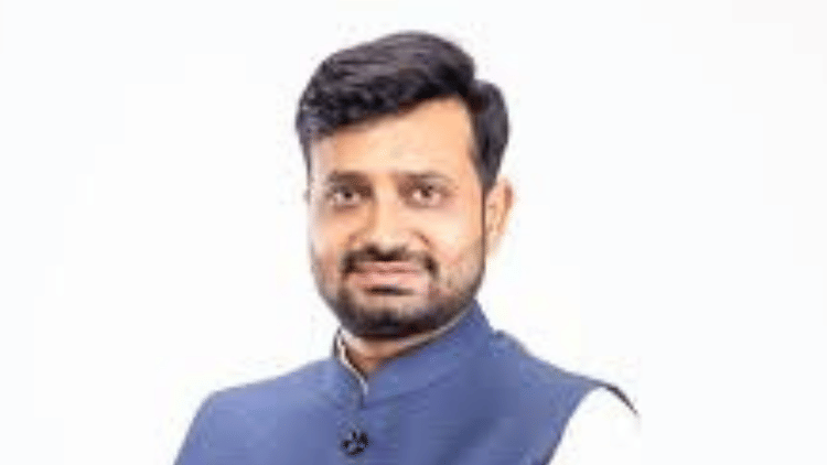 MP News: शताब्दी छूटने से बढ़ा सियासी तनाव, तो यह है हेमंत कटारे के इस्तीफे की वजह, जाने क्या है मामला