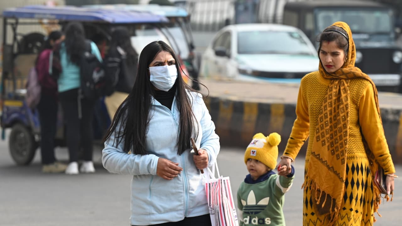 Gurugram Weather Forecast: गुरुग्राम में बढ़ रही गर्मी? जानिए आज कितना चढ़ेगा पारा