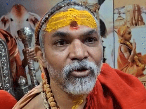शंकराचार्य बोले-योगी के अंदर का संत जग ही नहीं रहा:गोप्रतिष्ठा धर्मयुद्ध में किया पुनः आमंत्रित,11 मार्च को लखनऊ में करेंगे बड़ी सभा