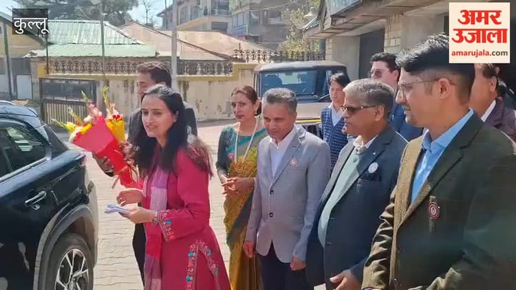 Kullu: अटल सदन में मनाया महिला दिवस