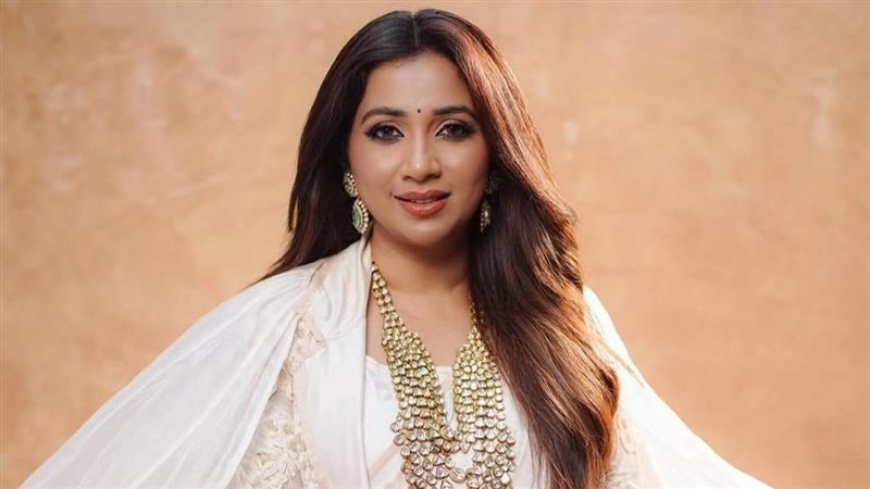 अरिजीत सिंह के बाद श्रेया घोषाल ने भी दिए प्लेबैक सिंगिंग से ब्रेक लेने के संकेत, कहा- 'मुझे भी विश्राम की जरूरत महसूस होती है'