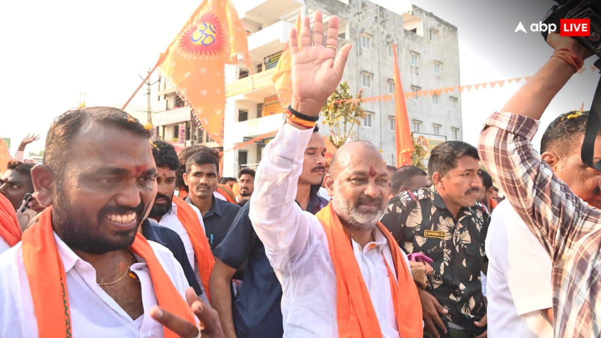 मधुमक्खियों के हमले से नहीं डिगा इरादा, बंडी संजय की पदयात्रा में ड्रोन से छत्ता टूटा, मंत्री ने जारी रखी यात्रा