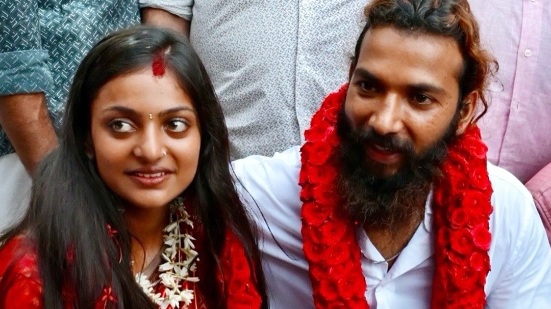'मोनालिसा हिंदू है, परिवार में दिक्कत होगी', फरमान को माफ नहीं करेंगे पिता
