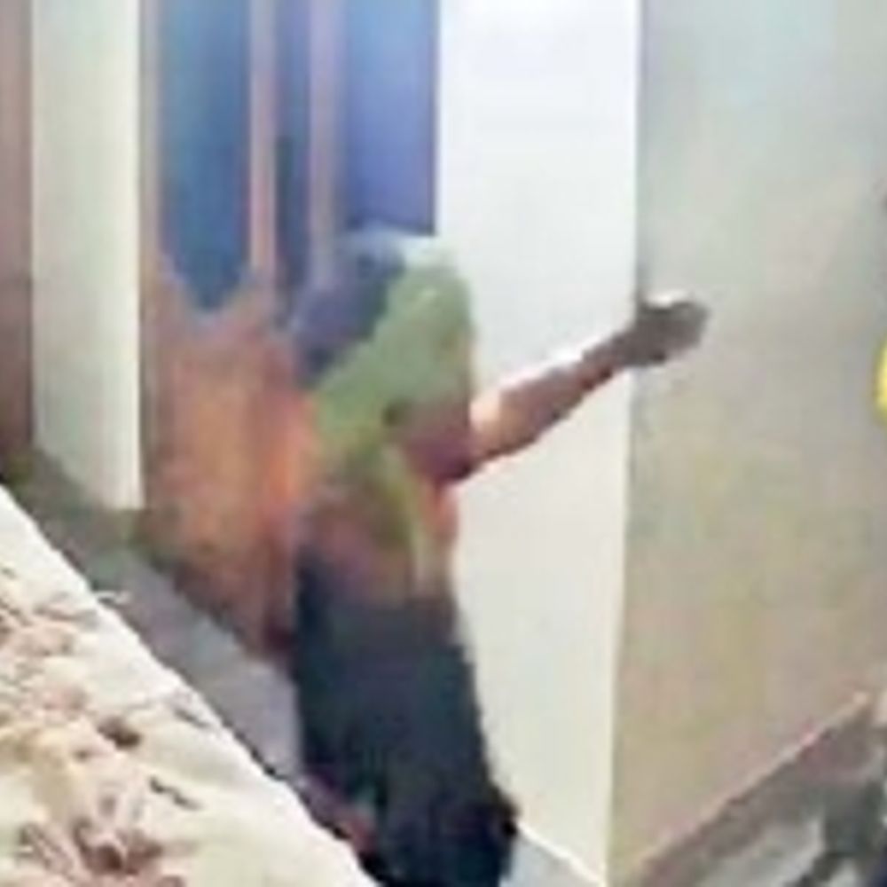 रिटायर्ड कर्नल और उनके दो किराएदारों के फ्लैट से एक करोड़ की संपत्ति चोरी