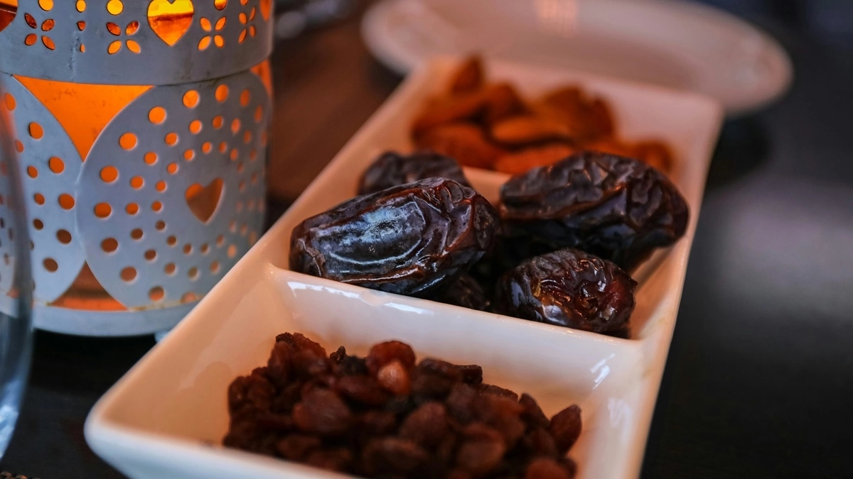 Ramzan 2026 Sehri and Iftar Time: 4 मार्च को 14वां रोजा, जानें देश के प्रमुख शहरों में सेहरी और इफ्तार का सही समय