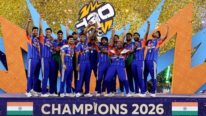 माथे पर लगाई नरेंद्र मोदी स्टेडियम की मिट्टी, जीत के बाद पहले पहुँचे हनुमान मंदिर: सूर्य कुमार यादव की कप्तानी में टीम इंडिया ने रचा इतिहास; 3 साल में 3 ट्रॉफी भारत की