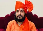 महाकाल मंदिर में बड़ा उलटफेर: महानिर्वाणी अखाड़े के महंत विनीत गिरी ने अचानक दिया इस्तीफा, स्वास्थ्य कारणों का दिया हवाला
