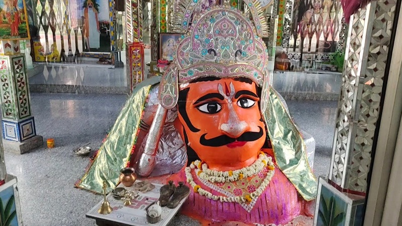 5000 साल पुराना इतिहास, जमीन में धँसती जा रही प्रतिमा: जानें- राजस्थान में स्थित दुनिया के इकलौते ‘विभीषण मंदिर’ की कहानी, जिसे वक्फ संपत्ति बता हड़पने की हुई कोशिश