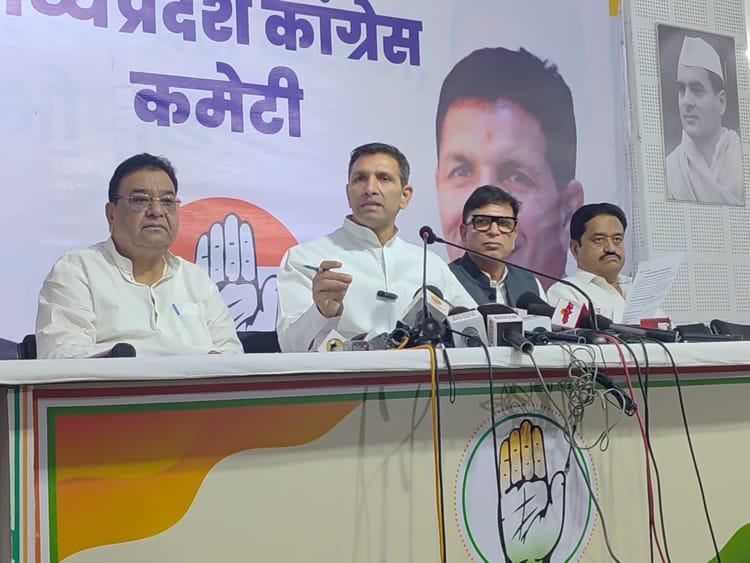 Bhopal News: कृषक कल्याण वर्ष पर कांग्रेस का हमला, किसानों को नहीं मिल रहा दाम, कृषि विभाग में 60% पद खाली