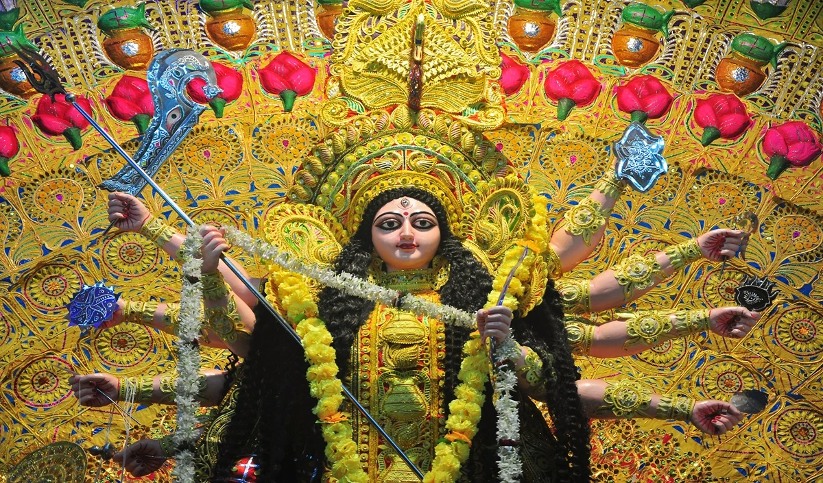 Chaitra Navratri 2026: आज से भक्ति का महापर्व शुरू, जानें कलश स्थापना का Golden Time