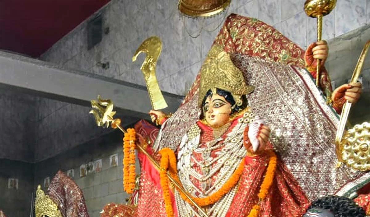 Chaitra Navratri: जानें Kalash Sthapna का शुभ मुहूर्त और 9 देवियों की संपूर्ण पूजा विधि