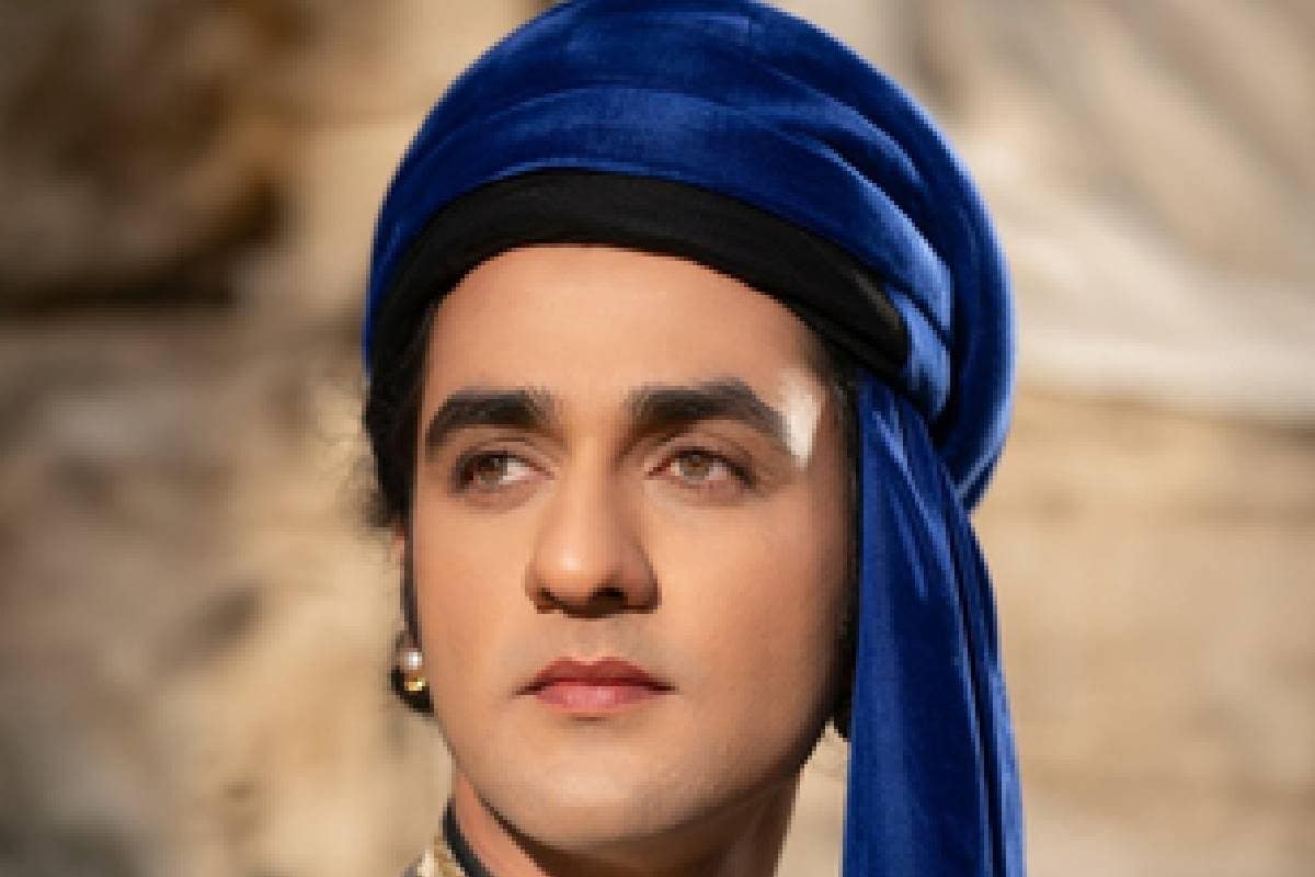 देवानंद का वो दोस्त, जो कभी ठेकेदारी का करता था काम, मीना कुमारी संग दे चुका ब्लॉकबस्टर