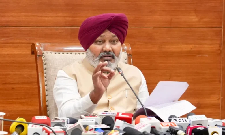 पंजाब में AAP सरकार के कार्यकाल में राजस्व वृद्धि 86% पार, कर्ज अनुपात घटा, मंत्री चीमा ने दी पूरी जानकारी