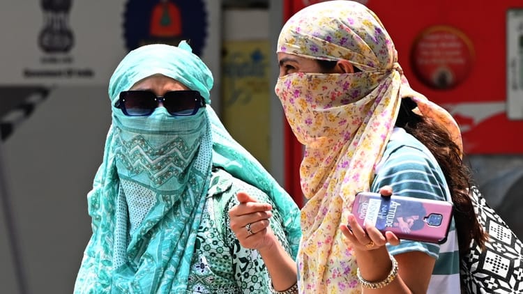 मार्च में ही अप्रैल जैसी गर्मी!: गुरुग्राम में तापमान ने पिछले साल का तोड़ा रिकॉर्ड, हवा की सेहत में कुछ सुधार