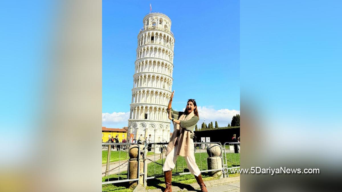लियोनार्डो दा विंची के आविष्कारों से रूबरू हुईं आहाना कुमरा, इटली ट्रिप को बताया 'जादुई'