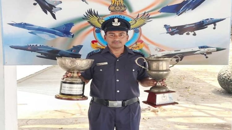 गरियाबंद के गणेश सोनी बने एनसीसी में सेकंड ऑफिसर: ऑल इंडिया स्तर पर दो ट्रॉफी जीतकर बढ़ाया छत्तीसगढ़ का मान
