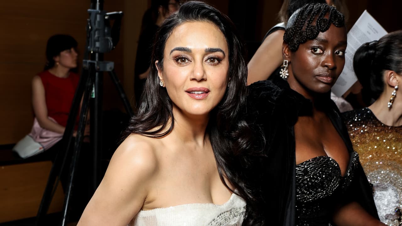 Preity Zinta Property Deal: प्रिटी जिंटा ने मुंबई में बेचा लग्जरी फ़्लैट, कीमत कर देगी हैरान!