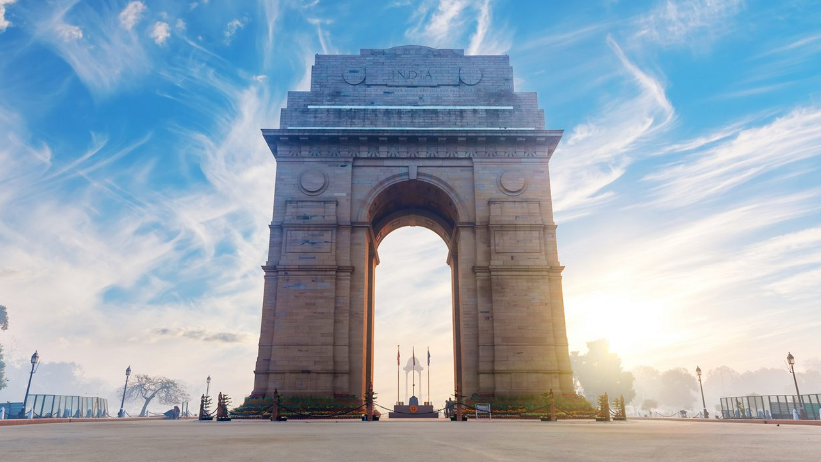 आज का मौसम 02 मार्च 2026: गर्मी के बीच बारिश का अलर्ट, जानें दिल्ली से बिहार तक कैसा रहेगा मौसम