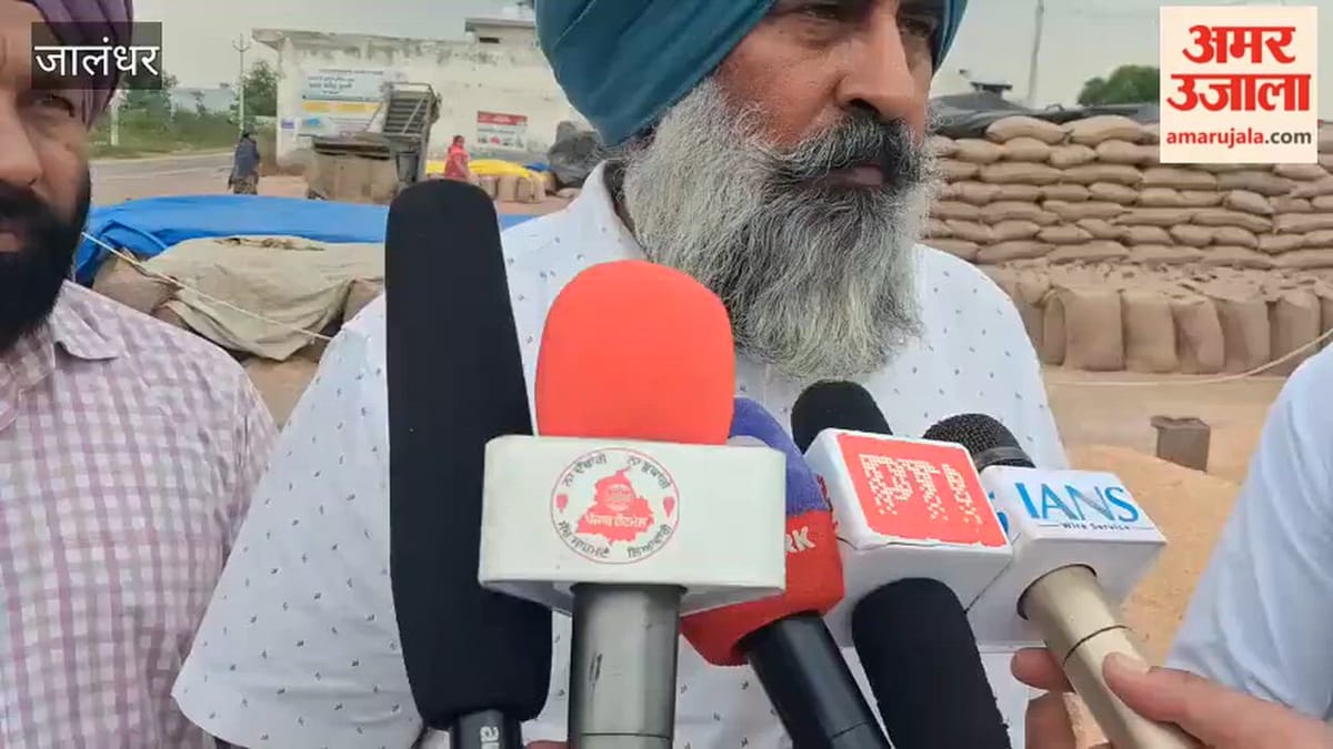 जंडियाला मंडी पहुंचे परगट सिंह ने भगवंत मान पर कसा तंज, कहा-ईडी की रेड की नहीं किसानों की चिंता करें