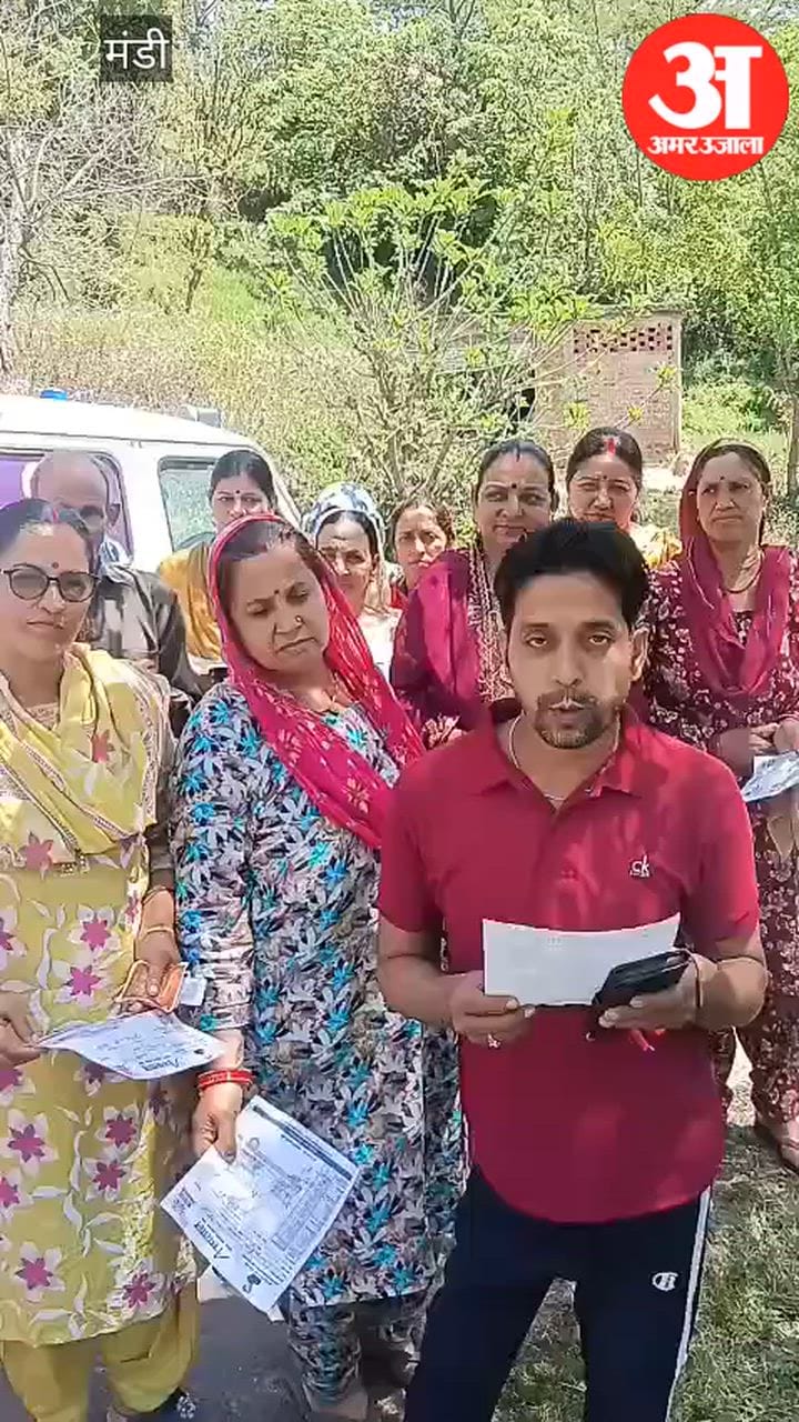 Mandi: सांसद मोबाइल स्वास्थ्य सेवा ने बरडाणा में 65 लोगों की जांच की