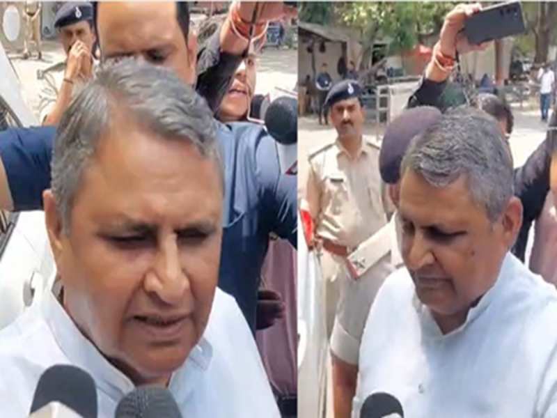 विजय चौधरी का यू-टर्न! 12 घंटे में ही बदल गया बयान, CM नीतीश से मुलाकात के बोले- चंद दिनों में बदल जाएगी सरकार
