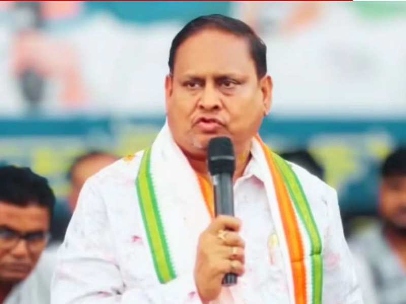 चुनाव से पहले हुमायूं कबीर को बड़ा झटका! AJUP में भगदड़, ‘पैसे और वादों’ पर उठा सवाल; प्रत्याशी TMC में शामिल