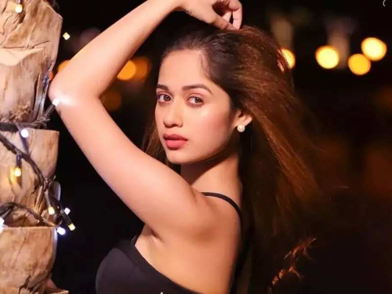 क्या जन्नत जुबैर ने करवाई प्लास्टिक सर्जरी और लेने वाली हैं रिटायरमेंट? इन अफवाहों पर दिया सीधा जवाब