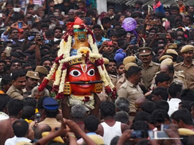 एक ऐसा मंदिर जहां पहले होता है विवाह और फिर छा जाता है मौत का मातम, किन्नरों के देवता से जुड़ी है यहां की पौराणिक कथा!