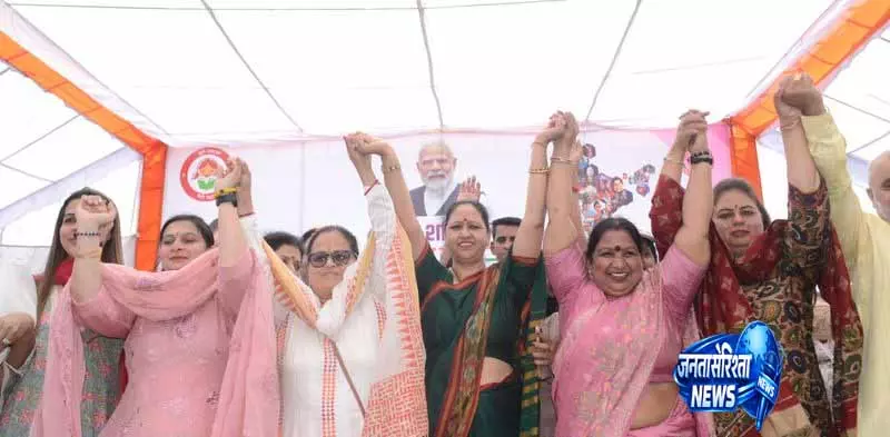 Haryana: मुख्यमंत्री की पत्नी सुमन सैनी ने नारी शक्ति वंदन अधिनियम की सराहना की