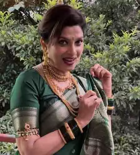 आज दर्शक मजबूत महिला किरदारों वाली कहानियां देखना पसंद करते हैं : वर्षा उसगांवकर