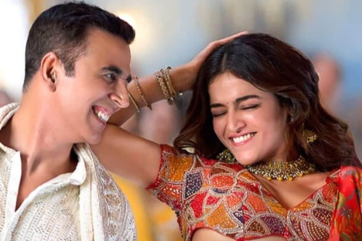 'भूत बंगला' का नया गाना ओ सुंदरी रिलीज, झूमकर नाचे अक्षय कुमार, वामिका गब्बी ने मारे जोरदार ठुमके