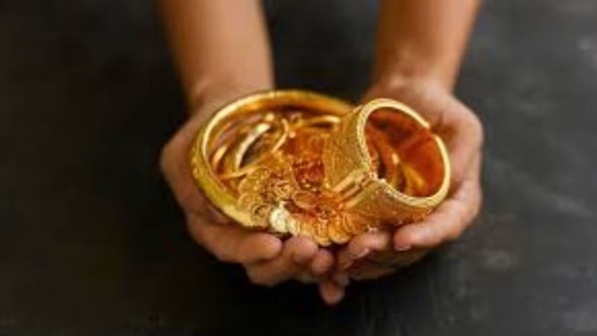 Gold Loan vs Gold Overdraft: क्या होता है गोल्ड ओवरड्राफ्ट? कैसे होता है गोल्ड लोन से अलग.. क्यों रहता है इसमें नीलामी का खतरा?
