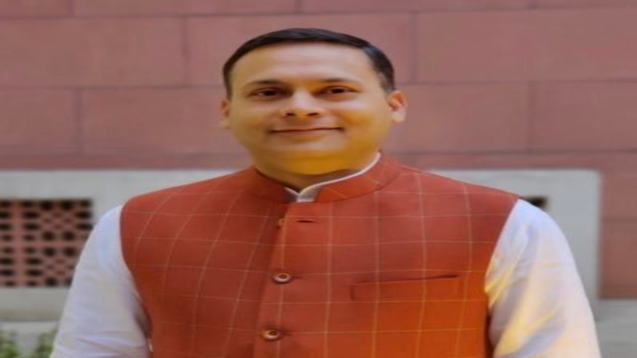 तमिलनाडु के 222 मछुआरे ईरान से सुरक्षित लौटे, भाजपा नेता ने सीएम स्टालिन की निष्क्रियता पर उठाए सवाल
