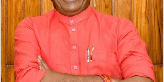 मंच से गूंजी किसानों की आवाज: विधायक महेश गुप्ता ने शेखुपुर चीनी मिल के जीर्णोद्धार की उठाई जोरदार मांग