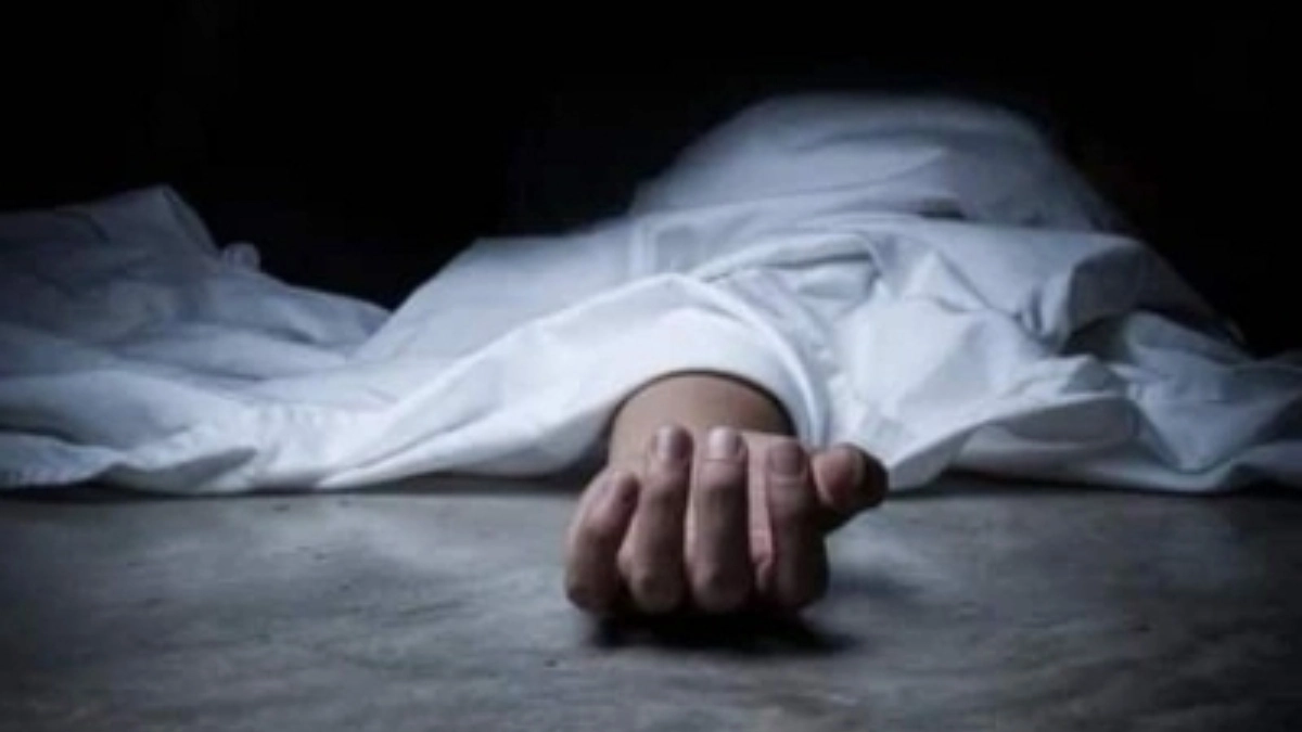 Moradabad Tragedy: यूपी के मुरादाबाद में चमत्कार! आंधी-तूफान से पड़ोसी की दीवार गिरी, माता-पिता की मौत; मलबे के बीच सुरक्षित बचे 8 मासूम