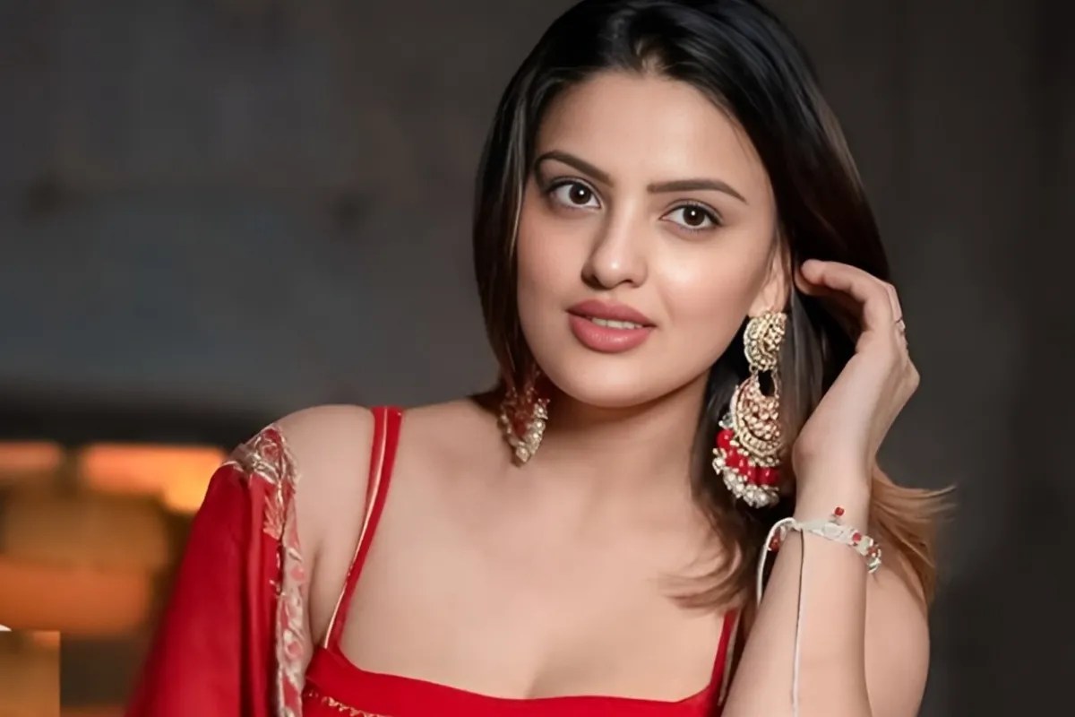 Divyanka Sirohi: मौत से 3 दिन पहले जिंदगी को खुलकर इंजॉय करती दिखी हरियाणवी एक्ट्रेस, ऐसा क्या हुआ कि अचानक चली गई जान