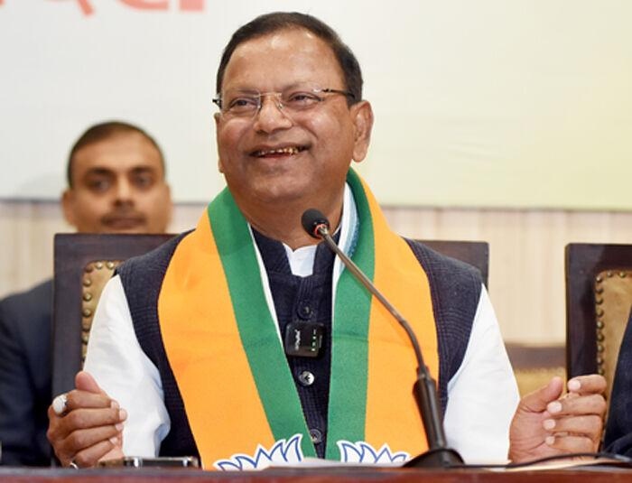 यूपी में मंत्रिमंडल विस्तार की उल्टी गिनती शुरू: पीएम मोदी से मिले प्रदेश अध्यक्ष पंकज चौधरी