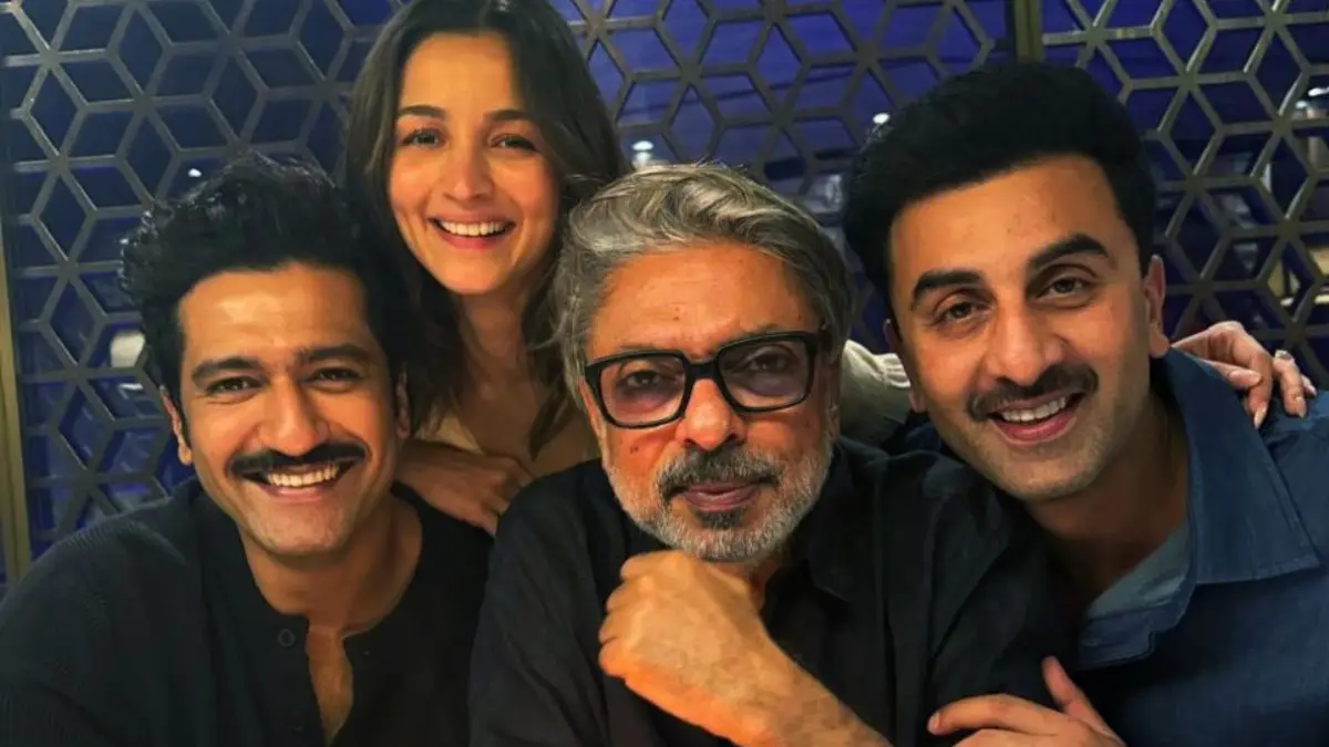 Love & War release date: इस दिन आ रही संजय लीला भंसाली की मेगा फिल्म! आलिया-रणबीर-विक्की की 'लव एंड वॉर' की रिलीज से उठा पर्दा