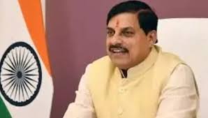 Ambedkar Jayanti पर दलित वोट बैंक साधने की जंग — Bahujan Samaj Party का लखनऊ में शक्ति प्रदर्शन, BJP-SP का गांव-गांव अभियान