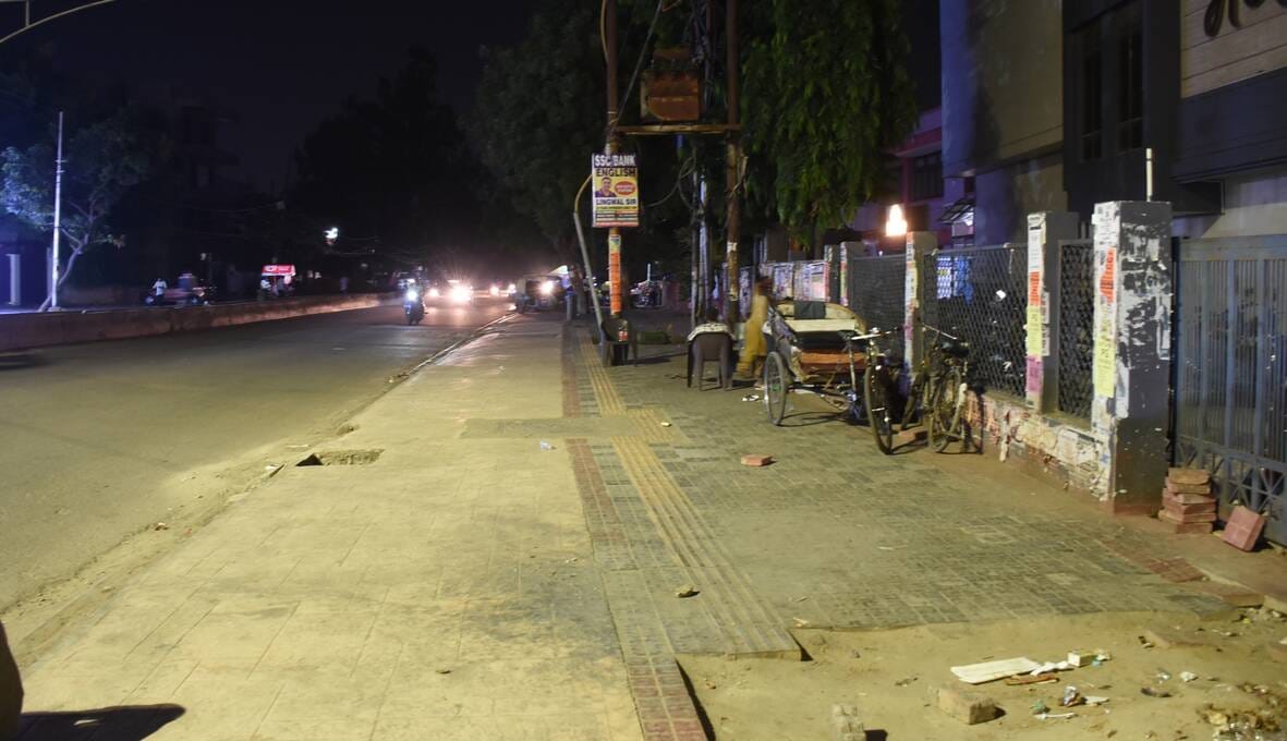 Lucknow News: सीएम ग्रिड की सड़कों से अतिक्रमण हटाने में ढिलाई, कई जगह अब भी कब्जे