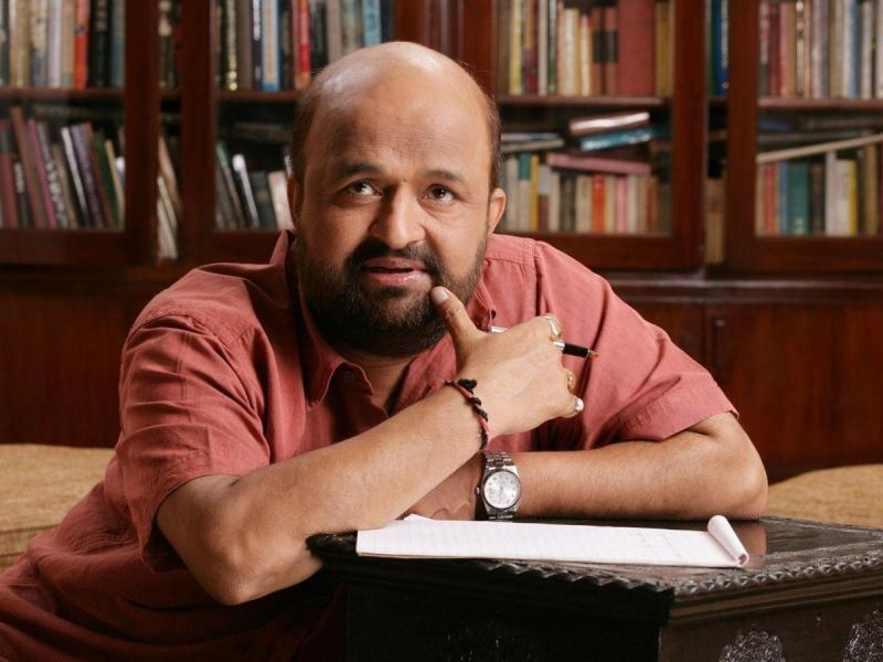 समीर अंजान का तीखा बयान: 'जेन जी' को सिर्फ साउंड चाहिए, शब्दों की गहराई से उनका नाता टूटा।