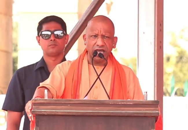 जन आक्रोश महिला पदयात्रा : CM योगी, बोले – विपक्ष ने अपनी महिला विरोधी छवि बदलने के मौके का दुरुप्रयोग किया