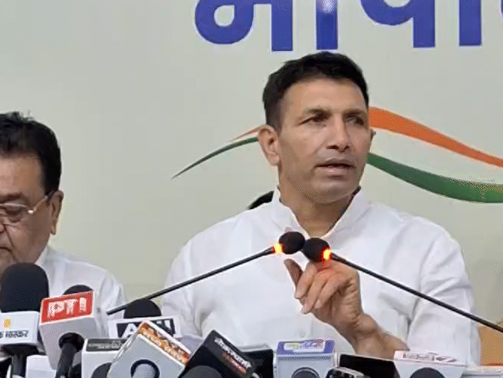 गेहूं के खेत में सैटेलाइट सर्वे दिखा रहा दूसरी फसलें:किसान नहीं कर पा रहे स्लॉट बुकिंग, जीतू पटवारी ने सीएम को लिखा लेटर
