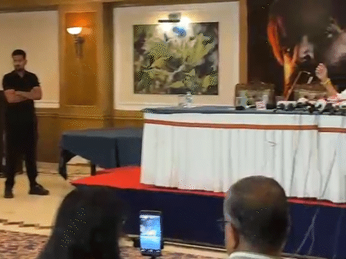 छुट्‌टी के दिन खुला हरियाणा महिला आयोग का ऑफिस:मासूम शर्मा का हो रहा इंतजार, सिंगर कह चुके-अभी बिजी हूं; उत्तराखंड शो में गालियां देने पर हुई FIR