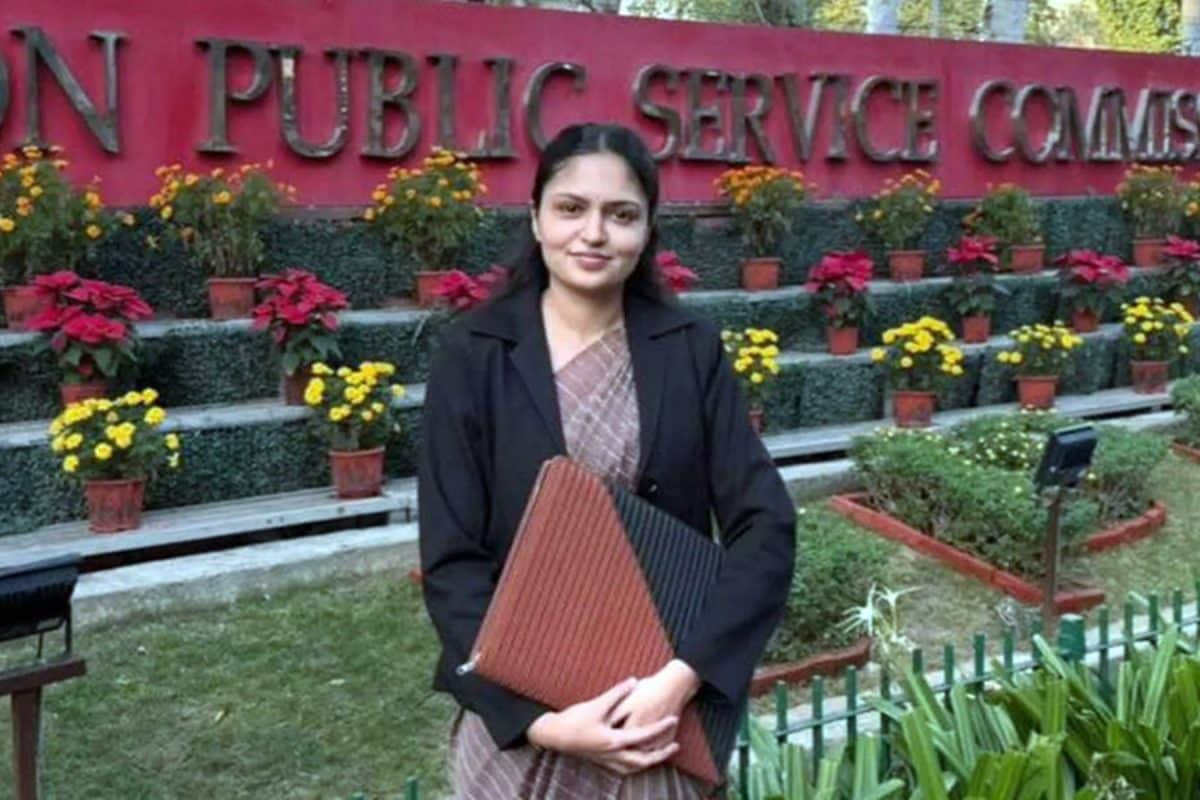 हरियाणा: शिक्षा मंत्री की भांजी मानसी डागर बनेंगी IAS अफसर, कैसे और कितनी तैयारी की? भाई है लेफ्टिनेंट