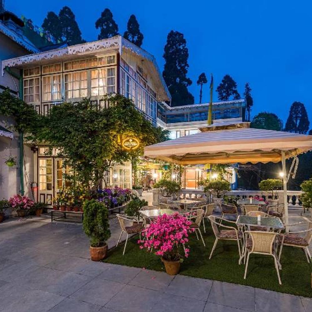 हॉलिडे होम अब सिर्फ शौक नहीं, कमाई का जरिया भी:2026 तक 37 हजार करोड़ का होगा बाजार; किराया से 12% तक रिटर्न
