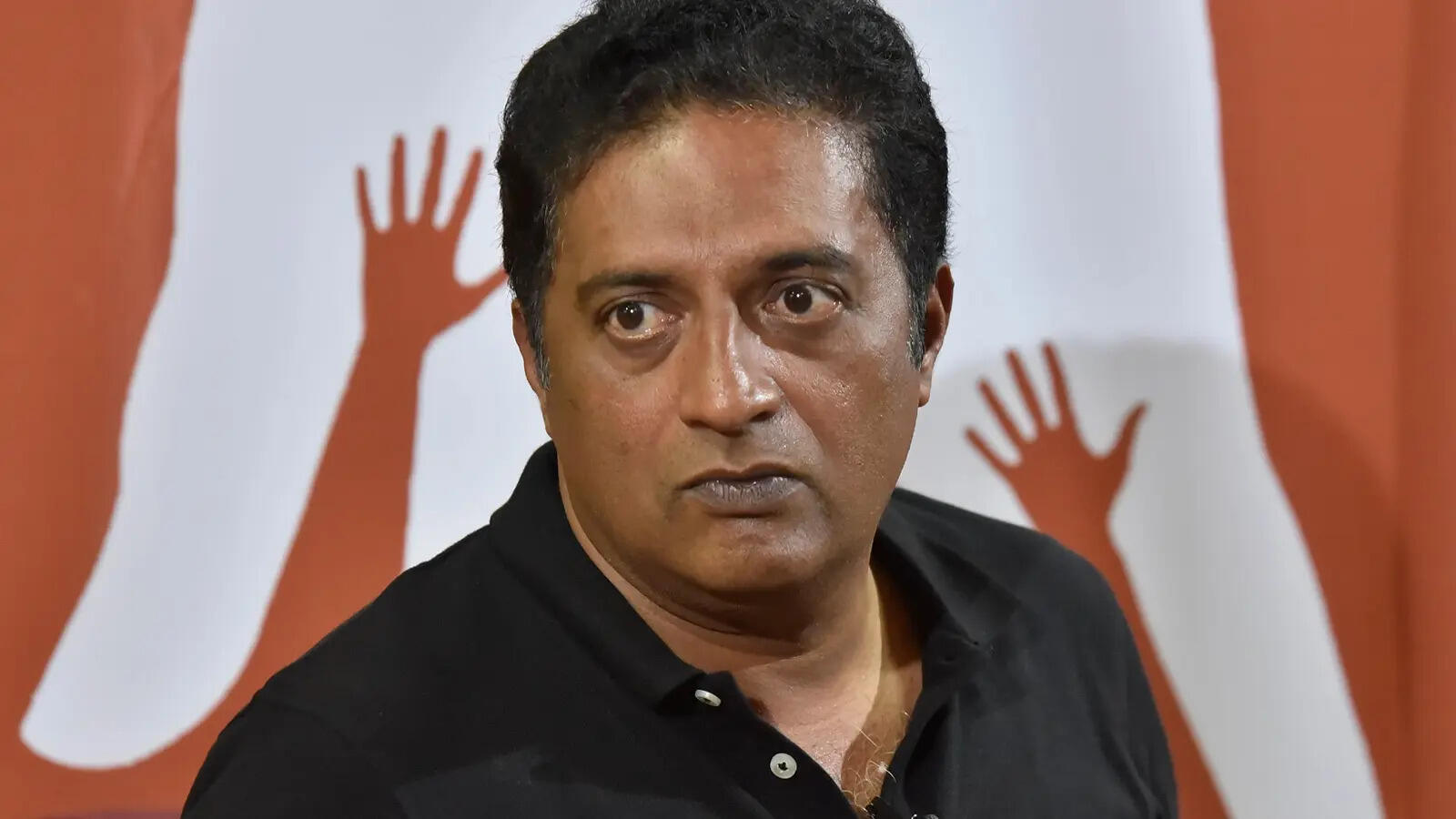 प्रकाश राज के ख‍िलाफ FIR, राम और लक्ष्मण को बताया रावण का फल चुराने वाला, 'रामायण' पर विवादित बोल