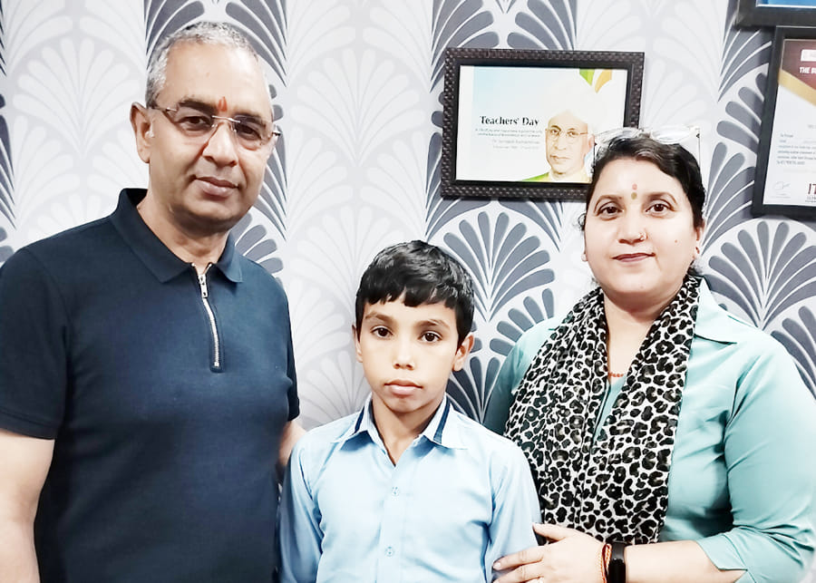 Fatehabad News: डांगरा का अक्ष बॉक्सिंग में जीत रहा पदक, ओलंपिक खेलना लक्ष्य